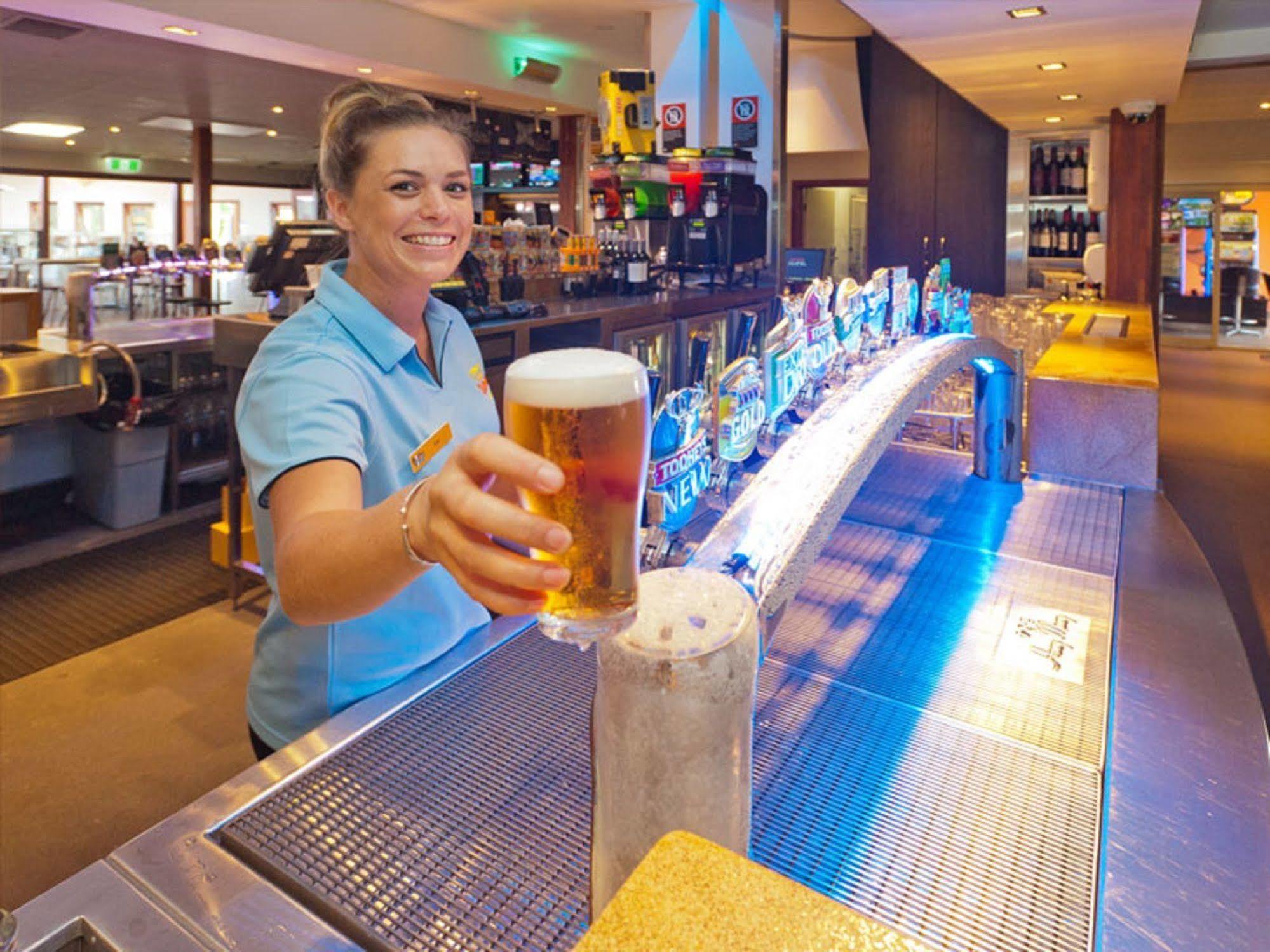 Park Beach Hotel Motel Coffs Harbour Buitenkant foto